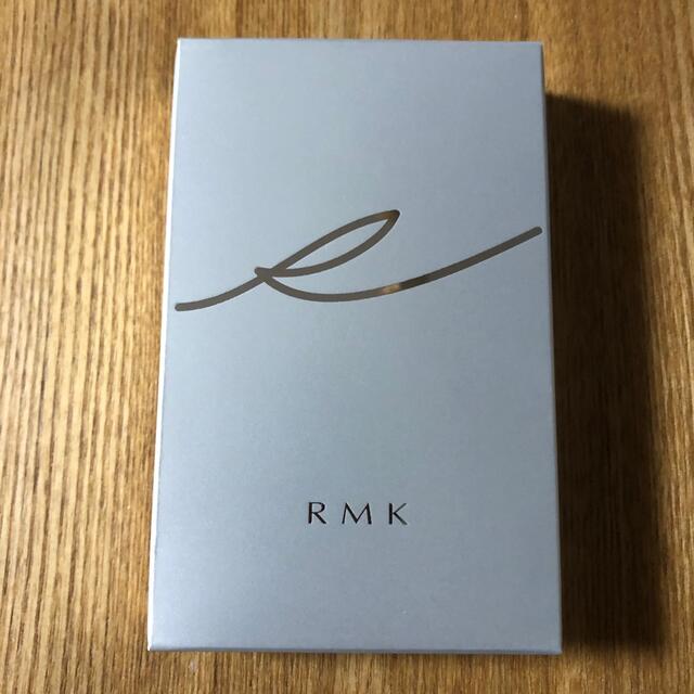 RMK シルクフィット　フェイスパウダー　02