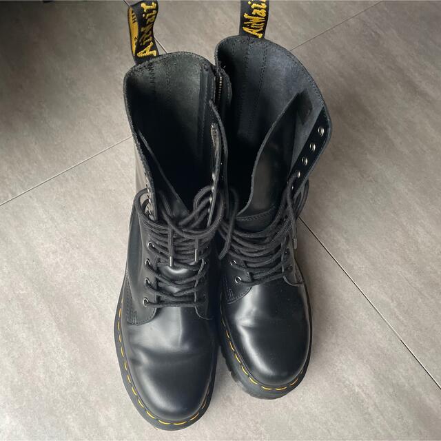 Dr.Martens - 【大幅値下げ中】Dr.martens JADON HI 10ホール ブーツの