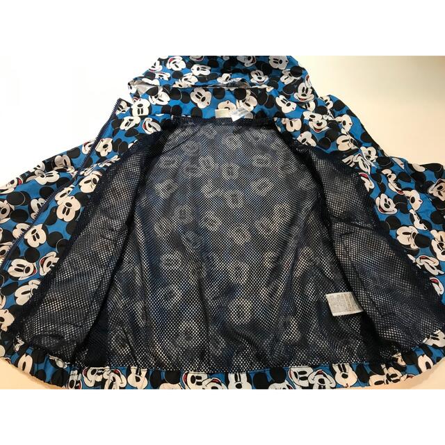 ディズニー  90cm  ミッキー柄　上着/ジャケット/ウインドブレーカー キッズ/ベビー/マタニティのキッズ服男の子用(90cm~)(ジャケット/上着)の商品写真