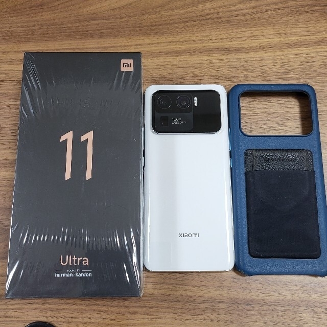 ANDROID(アンドロイド)の【美品】mi11ultra 白 8g/256gb スマホ/家電/カメラのスマートフォン/携帯電話(スマートフォン本体)の商品写真