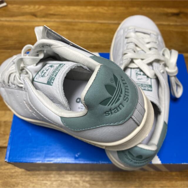 adidas(アディダス)のadidas スタンスミス　新品未使用 レディースの靴/シューズ(スニーカー)の商品写真