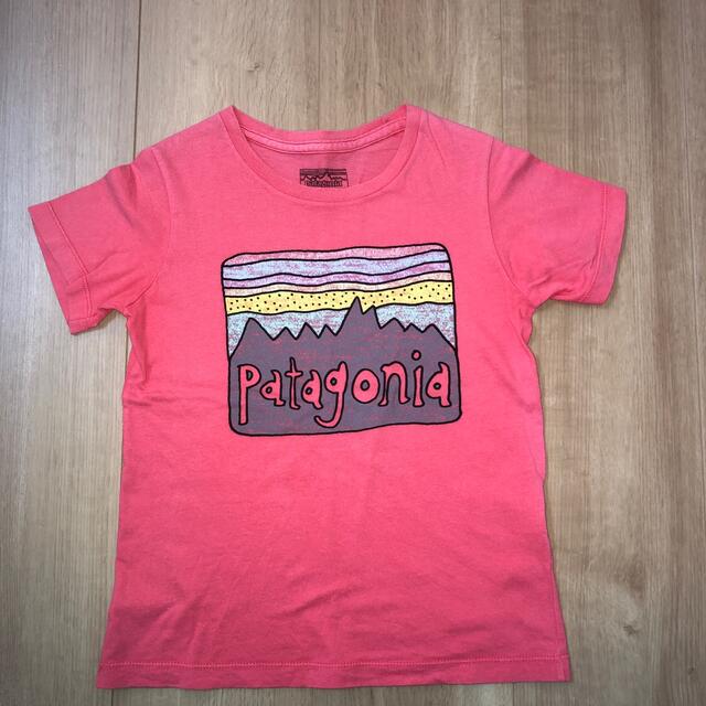 patagonia(パタゴニア)のパタゴニアキッズTシャツ キッズ/ベビー/マタニティのキッズ服男の子用(90cm~)(Tシャツ/カットソー)の商品写真
