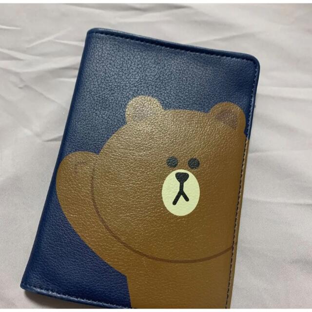 LINE FRIENDS カードケース パスポートケース カバー ブラウン 熊 レディースのファッション小物(パスケース/IDカードホルダー)の商品写真