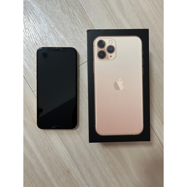 iPhone(アイフォーン)のiPhone11 pro 64 GB スマホ/家電/カメラのスマートフォン/携帯電話(スマートフォン本体)の商品写真