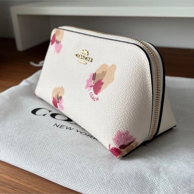 新品未使用♡COACH コーチ ポーチ - ポーチ/バニティ