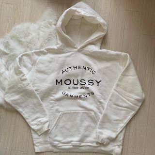 マウジー(moussy)のmoussy パーカー(パーカー)