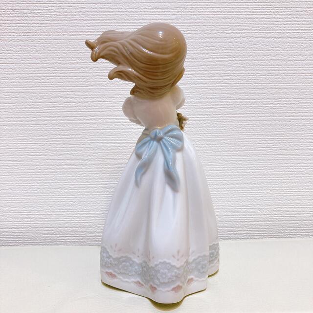 リヤドロ LLADRO さわやかな風 陶器人形 置物 少女 女の子 花