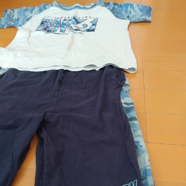 なみょさま専用　男の子パジャマ上下　130 キッズ/ベビー/マタニティのキッズ服男の子用(90cm~)(パジャマ)の商品写真