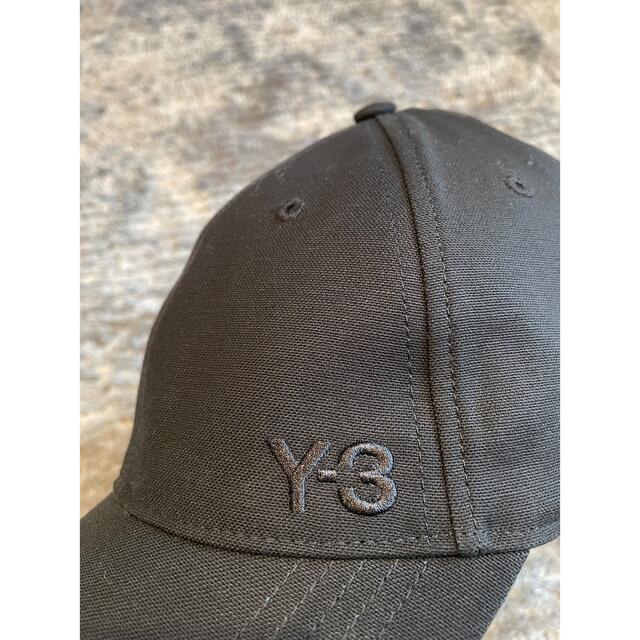 Y-3(ワイスリー)のY3 美品　キャップ　本物 メンズの帽子(キャップ)の商品写真