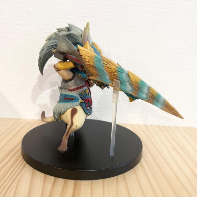 CAPCOM - *注意*モンハン アイルーフィギュア ジンオウネコの CAPCOM - *注意*モンハン アイルーフィギュア ジンオウネコの