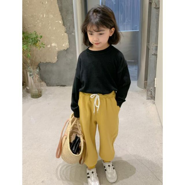 子供服★トレーナー スウェット 長袖 春服 100cm ブラック キッズ/ベビー/マタニティのキッズ服女の子用(90cm~)(Tシャツ/カットソー)の商品写真