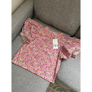 ザラ(ZARA)のZARA トップス(カットソー(半袖/袖なし))