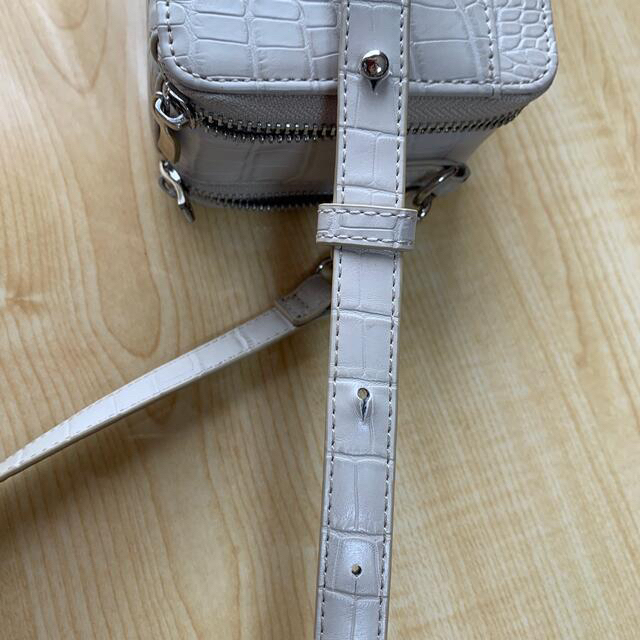 STYLE DELI(スタイルデリ)のスタイルデリ　ウォレットバッグ　ミニショルダー　オフホワイト レディースのバッグ(ショルダーバッグ)の商品写真