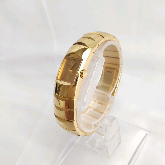 稼働 ディオール Dior バングルウォッチ クォーツ式時計 ゴールドのサムネイル