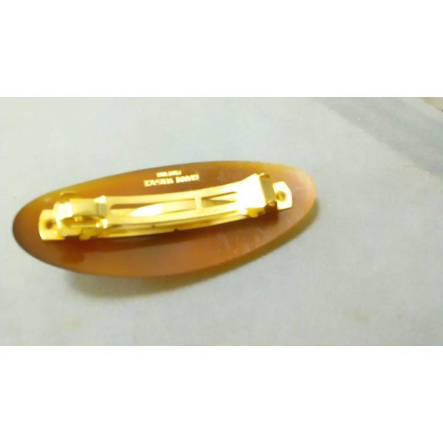 GIANNIVERSACE (ジャンニヴェルサーチ) 鼈甲風カラー バレッタ 髪
