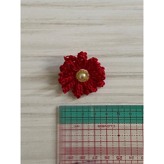 花のブローチ ハンドメイドのアクセサリー(コサージュ/ブローチ)の商品写真
