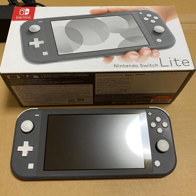 Nintendo Switch(ニンテンドースイッチ)のswitch lite 本体  エンタメ/ホビーのゲームソフト/ゲーム機本体(携帯用ゲーム機本体)の商品写真