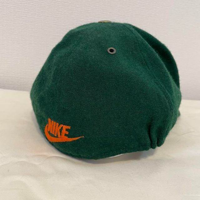 NIKE(ナイキ)の90s NIKEナイキ キャップ 刺繍ビッグロゴ USA古着 緑グリーンオレンジ メンズの帽子(キャップ)の商品写真
