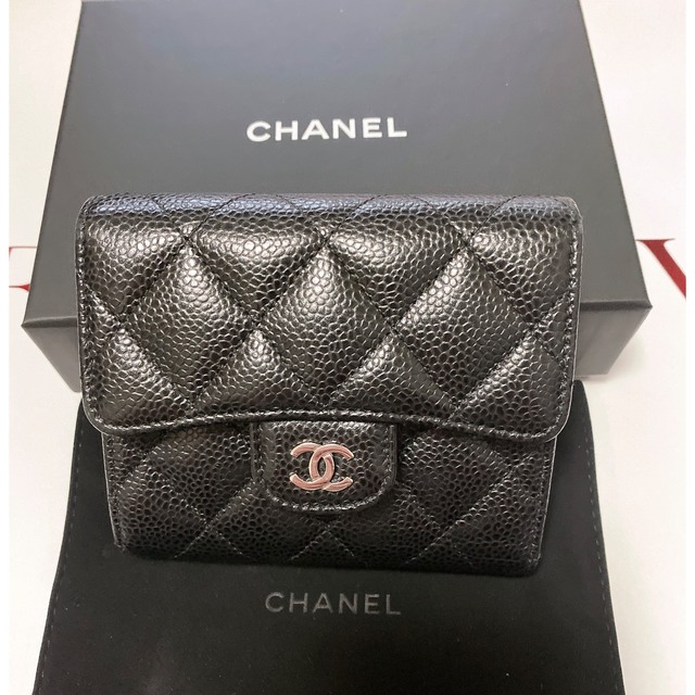 CHANEL　クラシックスモールフラップウォレット