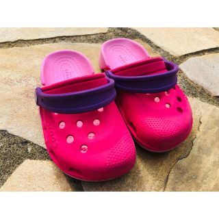 クロックス(crocs)のクロックスサンダルピンク(サンダル)