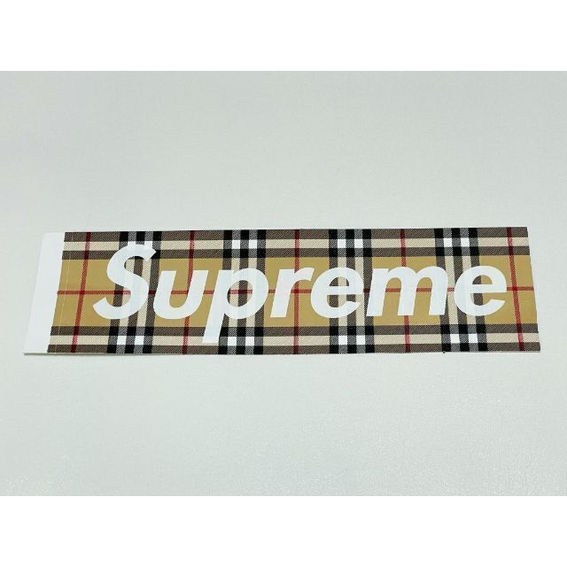 Supreme(シュプリーム)のSupreme Burberry ステッカー Beige ベージュ メンズのメンズ その他(その他)の商品写真