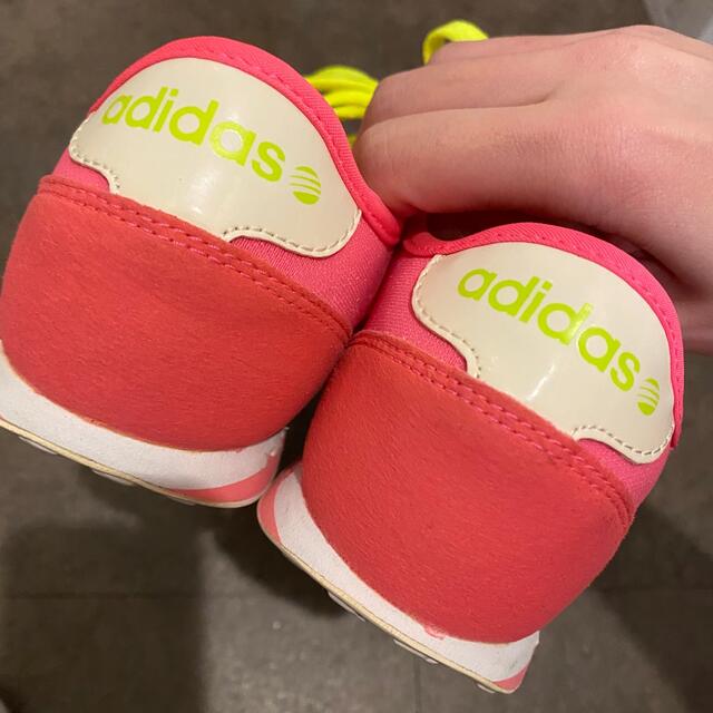 adidas(アディダス)のアディダスネオ　スニーカー レディースの靴/シューズ(スニーカー)の商品写真