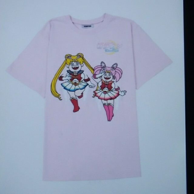PUNYUS(プニュズ)のPUNYUS 4 セーラームーン コラボ半袖Tシャツ  ピンク 新品 タグ付 レディースのトップス(Tシャツ(半袖/袖なし))の商品写真
