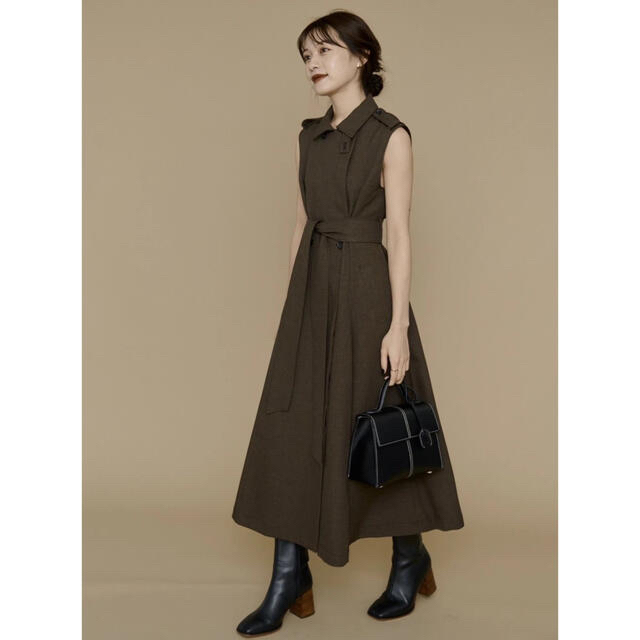 L'or   sleeveless coat  dress