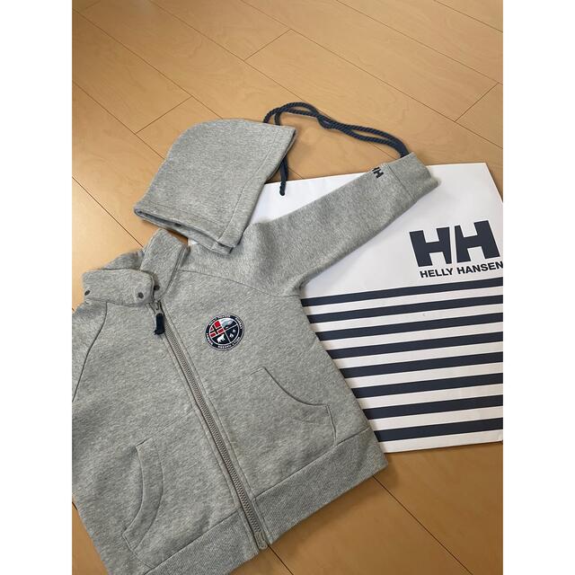 HELLY HANSEN(ヘリーハンセン)のヘリーハンセン　パーカー　size120 キッズ/ベビー/マタニティのキッズ服男の子用(90cm~)(ジャケット/上着)の商品写真