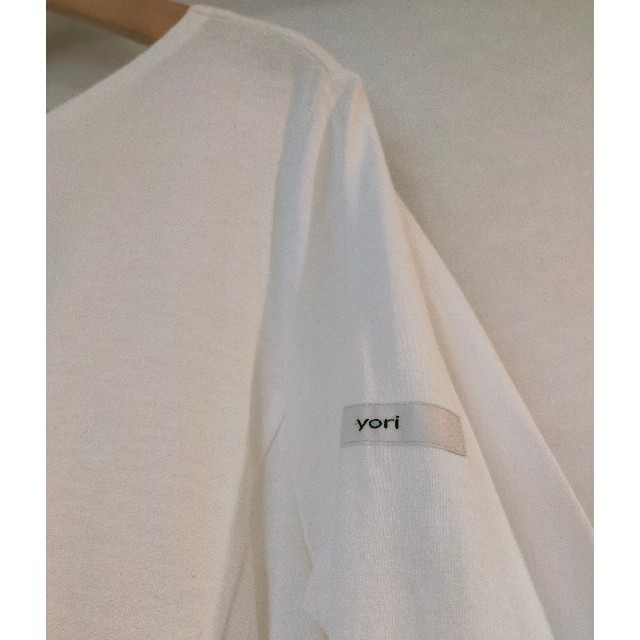 yori ボートネック ダブルフレアカットソー 販売最安値 新品★yori ボートネックダブルフレアカットソー Tシャツ/カットソー(七分/長袖)