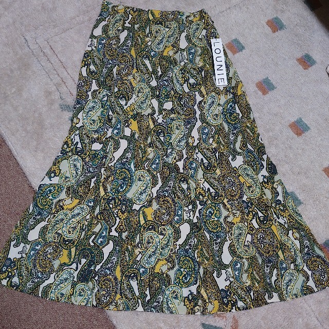 LOUNIE(ルーニィ)の新品タグ付き ルーニィ LOUNIE ペイズリー柄 スカート マーメイド レディースのスカート(ロングスカート)の商品写真