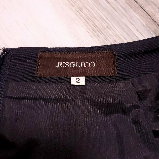 JUSGLITTY(ジャスグリッティー)の紺色ジャケット＆スカートのセット☆Mサイズ相当 レディースのジャケット/アウター(テーラードジャケット)の商品写真