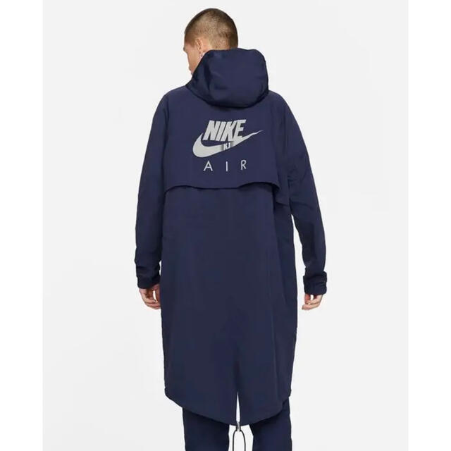 KIM JONES(キムジョーンズ)の新品 KIM JONES×NIKE PARKA WHITE/NAVY M メンズのジャケット/アウター(ナイロンジャケット)の商品写真