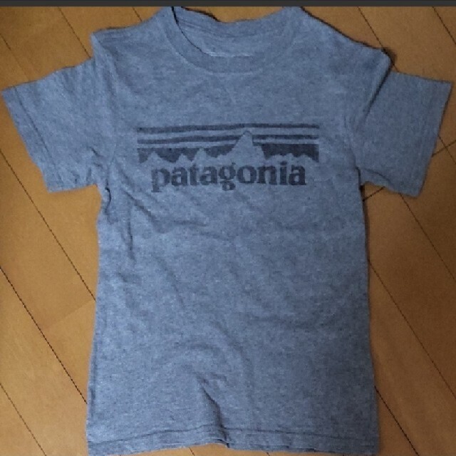 patagonia(パタゴニア)のHM様専用 キッズ/ベビー/マタニティのキッズ服男の子用(90cm~)(Tシャツ/カットソー)の商品写真