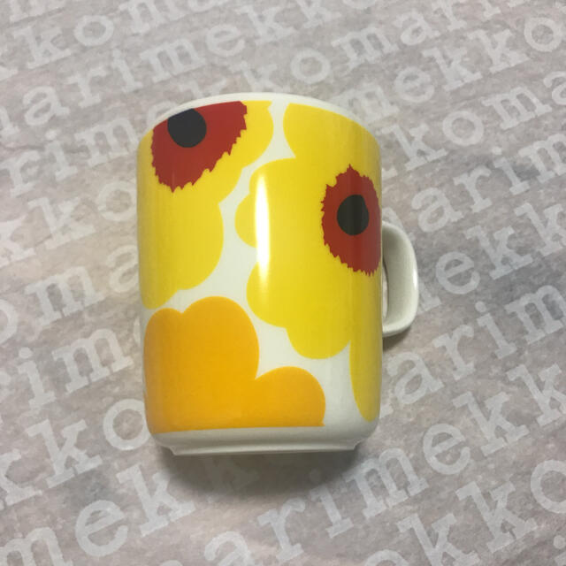 marimekko(マリメッコ)のご専用出品　　マリメッコ   ウニッコ　50周年　マグカップ インテリア/住まい/日用品のキッチン/食器(食器)の商品写真