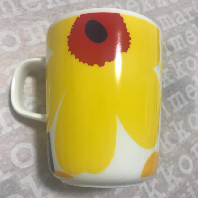 marimekko(マリメッコ)のご専用出品　　マリメッコ   ウニッコ　50周年　マグカップ インテリア/住まい/日用品のキッチン/食器(食器)の商品写真