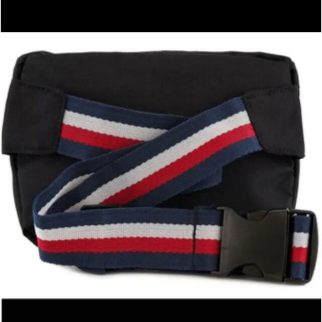 TOMMY HILFIGER(トミーヒルフィガー)の【新品】TOMMY HILFIGER ⭐︎ボディーバック（ブラック） メンズのバッグ(ボディーバッグ)の商品写真