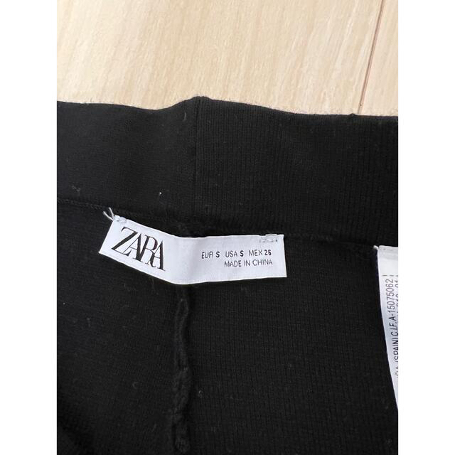 ZARA(ザラ)のZARA フレアパンツ レディースのパンツ(カジュアルパンツ)の商品写真