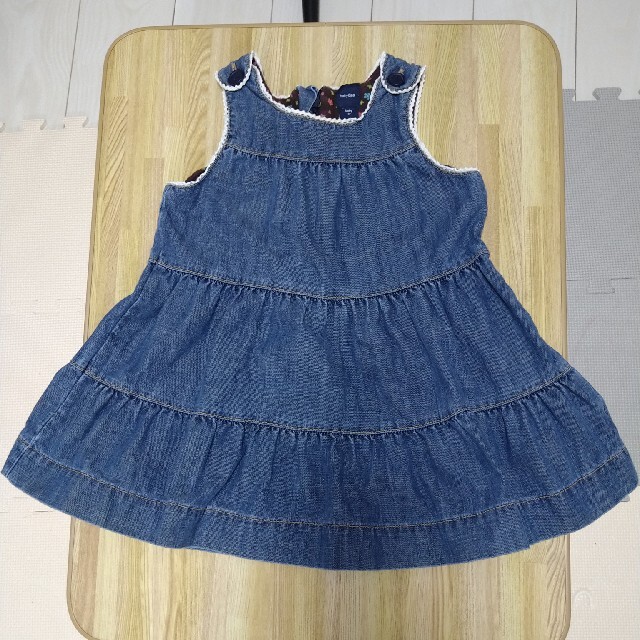 babyGAP(ベビーギャップ)の女の子90　ワンピース2枚セット売り　Gap、H＆M キッズ/ベビー/マタニティのキッズ服女の子用(90cm~)(ワンピース)の商品写真