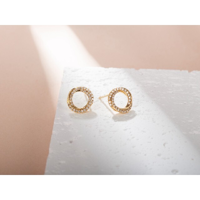 正規品販売! 天然ダイヤモンドピアス0.28ct k18 ピアス
