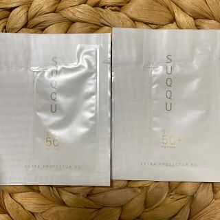 スック(SUQQU)のSUQQU エクストラプロテクター50 SAMPLE0.5g(日焼け止め/サンオイル)