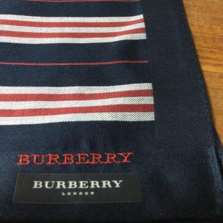 バーバリー(BURBERRY)のBurberry ハンカチ　新品(ハンカチ/ポケットチーフ)