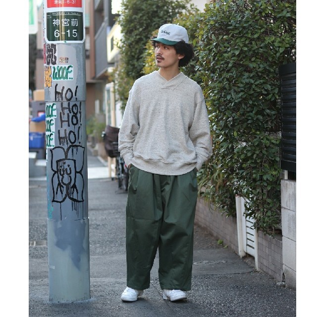 is-ness(イズネス)のis-nessイズネス バルーンイージーパンツ BALLOON EZ PANTS メンズのパンツ(チノパン)の商品写真