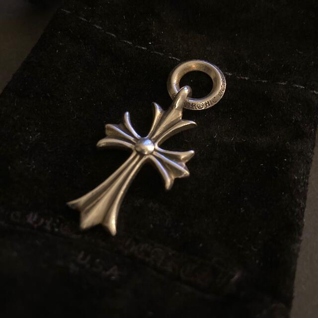 CHROME HEARTS】クロムハーツ タイニーCHクロスチャーム CHROME HEARTS】クロムハーツ タイニーCHクロスチャーム