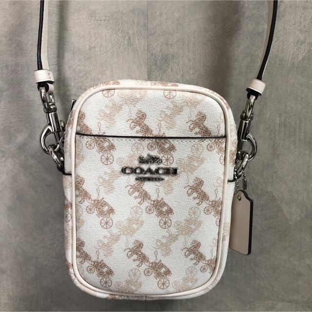 COACH コーチ ショルダーバッグ　ホワイト