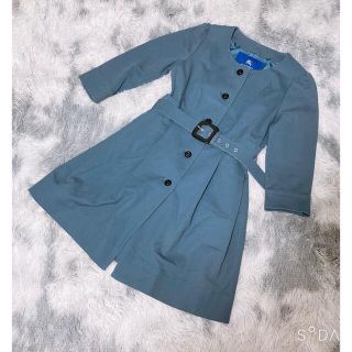 バーバリーブルーレーベル(BURBERRY BLUE LABEL)の(美品)Burberry Blue Label ショートトレンチ　38 ブルー(トレンチコート)