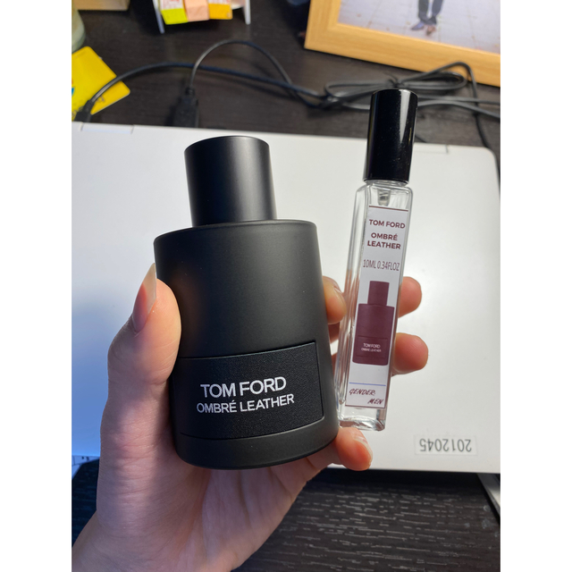 トムフォード オンブレ レザーTOM FORD 香水