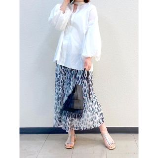Theory luxe 21ss 水彩タッチフレアスカート-