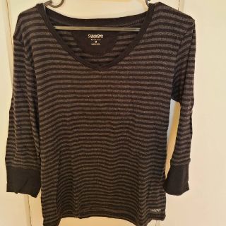 カルバンクライン(Calvin Klein)の美品　送料込　カルバンクライン　CALVIN KLEIN　長TシャツMサイズ(Tシャツ(長袖/七分))