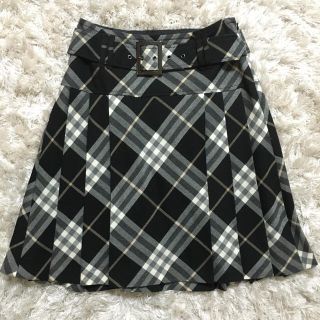 バーバリー(BURBERRY)のBURBERRY BLUE LABEL チェックスカート(ひざ丈スカート)